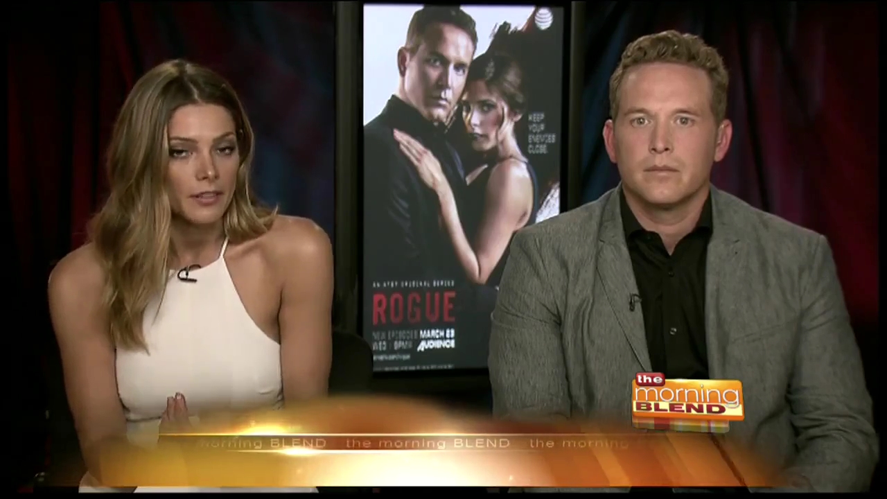 Ashley-Greene-dot_nl_RoguePressJunket-TheMorningBlend0120.jpg