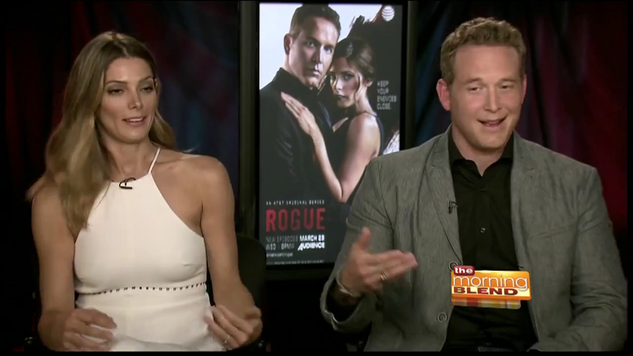 Ashley-Greene-dot_nl_RoguePressJunket-TheMorningBlend0228.jpg