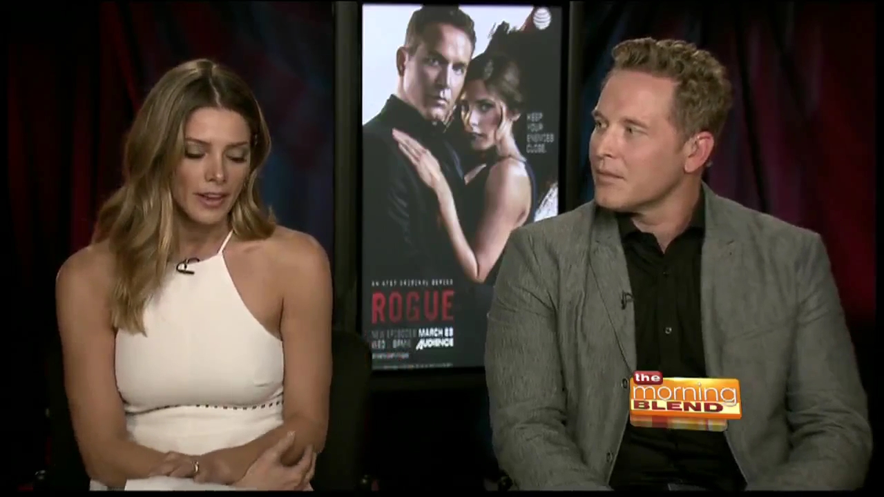 Ashley-Greene-dot_nl_RoguePressJunket-TheMorningBlend0276.jpg