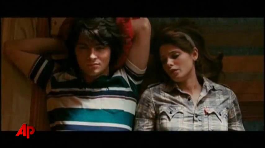 Ashley-Greene-dot-nl_Skatelandinterview-AP00005.jpg Ashley-Greene-dot-nl_Skatelandinterview-AP00005.jpg