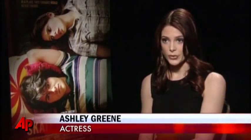 Ashley-Greene-dot-nl_Skatelandinterview-AP00012.jpg