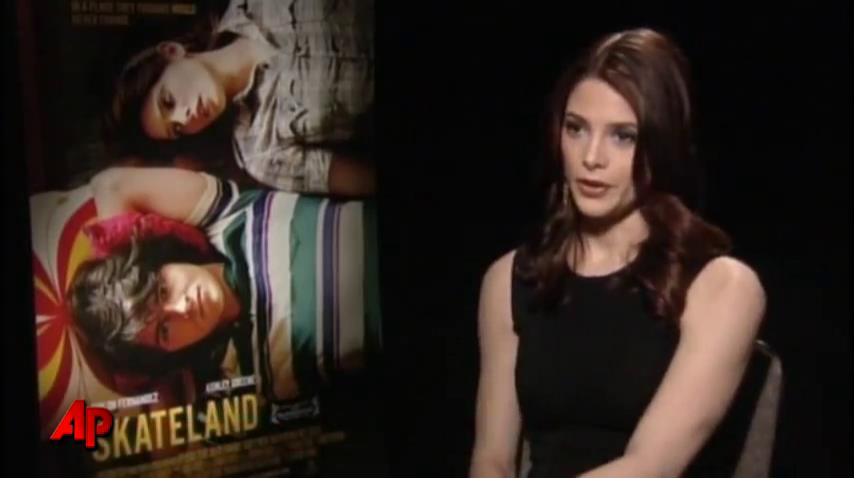 Ashley-Greene-dot-nl_Skatelandinterview-AP00017.jpg