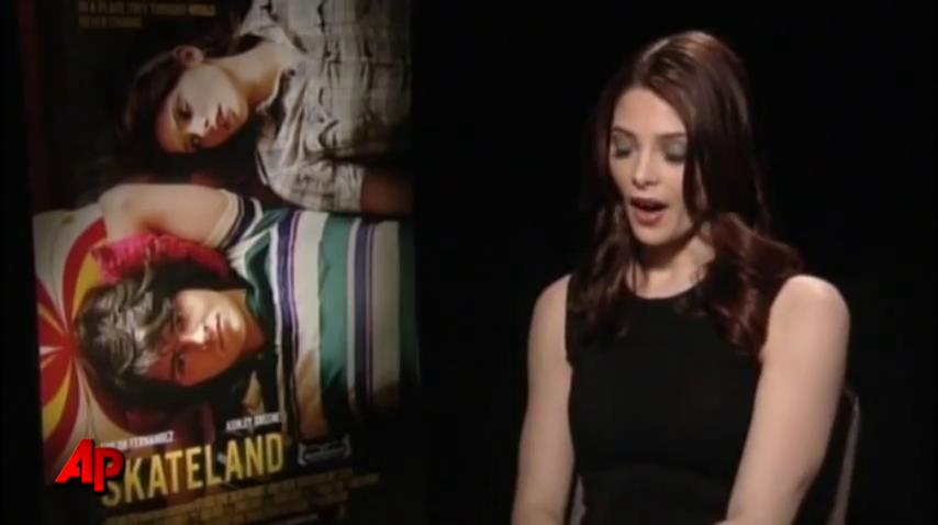 Ashley-Greene-dot-nl_Skatelandinterview-AP00021.jpg Ashley-Greene-dot-nl_Skatelandinterview-AP00021.jpg