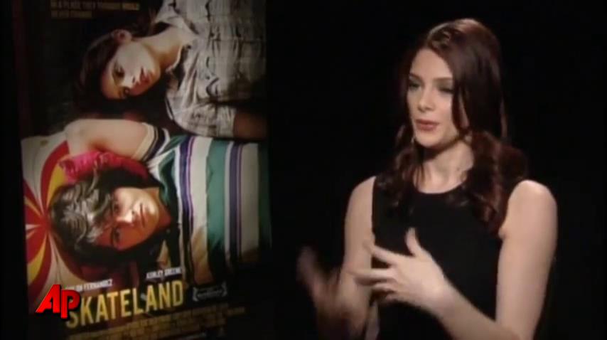 Ashley-Greene-dot-nl_Skatelandinterview-AP00026.jpg Ashley-Greene-dot-nl_Skatelandinterview-AP00026.jpg