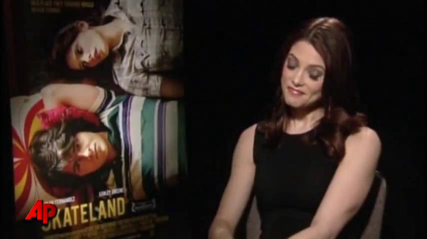 Ashley-Greene-dot-nl_Skatelandinterview-AP00032.jpg Ashley-Greene-dot-nl_Skatelandinterview-AP00032.jpg