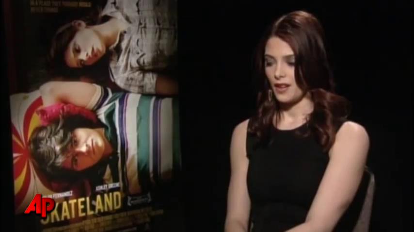 Ashley-Greene-dot-nl_Skatelandinterview-AP00045.jpg Ashley-Greene-dot-nl_Skatelandinterview-AP00045.jpg