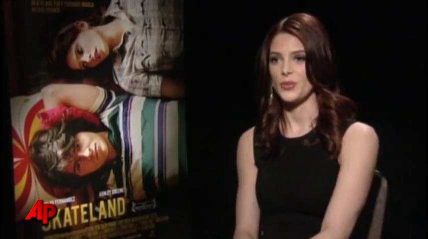Ashley-Greene-dot-nl_Skatelandinterview-AP00057.jpg Ashley-Greene-dot-nl_Skatelandinterview-AP00057.jpg