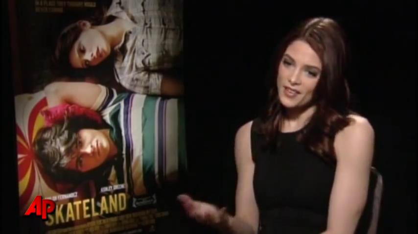 Ashley-Greene-dot-nl_Skatelandinterview-AP00083.jpg Ashley-Greene-dot-nl_Skatelandinterview-AP00083.jpg