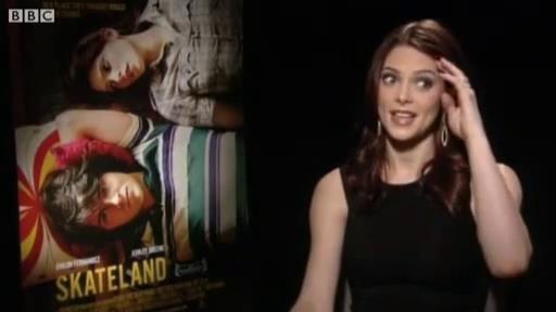 Ashley-Greene-dot-nl_Skatelandinterview-BBC00005.jpg