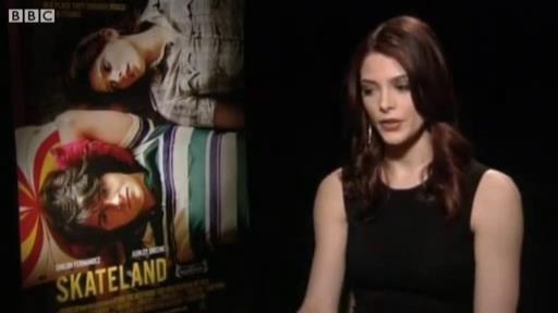 Ashley-Greene-dot-nl_Skatelandinterview-BBC00047.jpg