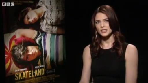 Ashley-Greene-dot-nl_Skatelandinterview-BBC00057.jpg