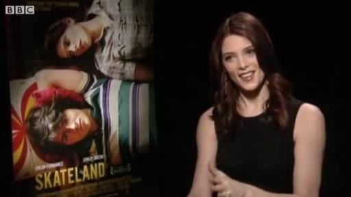 Ashley-Greene-dot-nl_Skatelandinterview-BBC00059.jpg