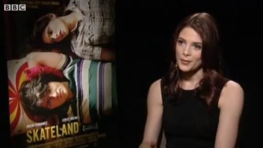 Ashley-Greene-dot-nl_Skatelandinterview-BBC00079.jpg