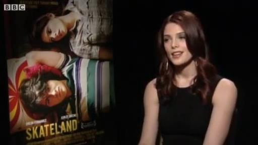 Ashley-Greene-dot-nl_Skatelandinterview-BBC00080.jpg