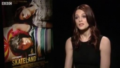 Ashley-Greene-dot-nl_Skatelandinterview-BBC00073.jpg