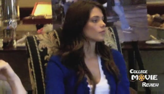 Ashley-Greene-dot-nl_Skatelandinterview-CollegeMovieReviewCom0052.jpg