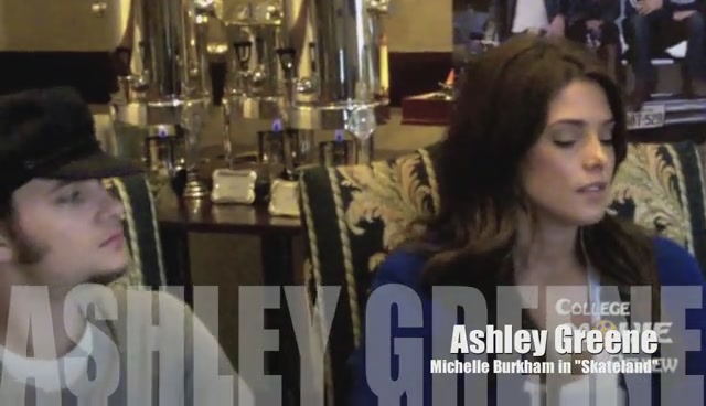 Ashley-Greene-dot-nl_Skatelandinterview-CollegeMovieReviewCom0057.jpg