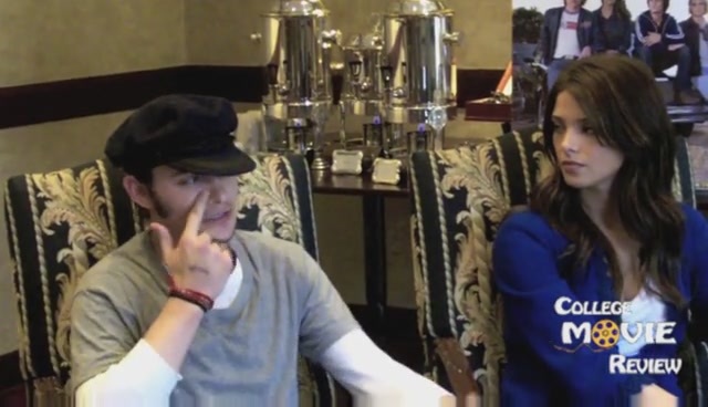 Ashley-Greene-dot-nl_Skatelandinterview-CollegeMovieReviewCom0100.jpg