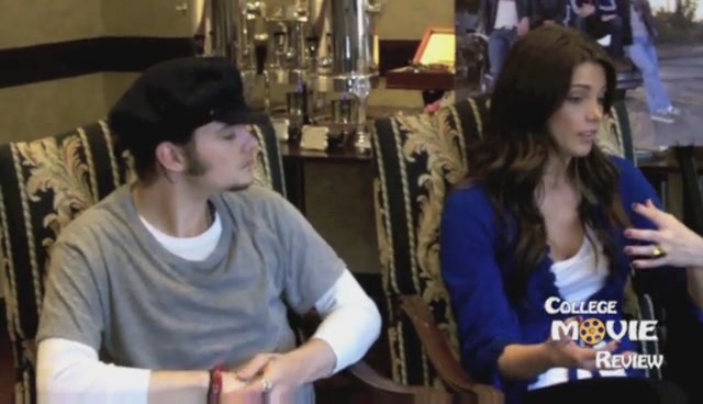 Ashley-Greene-dot-nl_Skatelandinterview-CollegeMovieReviewCom0187.jpg
