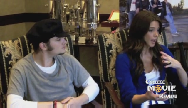 Ashley-Greene-dot-nl_Skatelandinterview-CollegeMovieReviewCom0188.jpg
