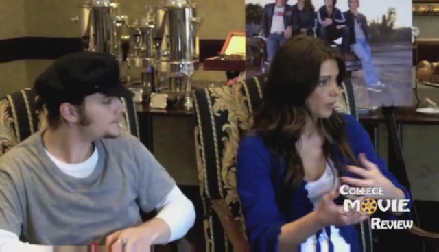 Ashley-Greene-dot-nl_Skatelandinterview-CollegeMovieReviewCom0193.jpg