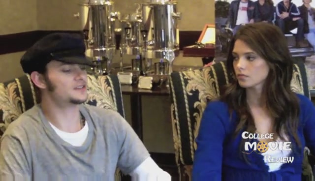 Ashley-Greene-dot-nl_Skatelandinterview-CollegeMovieReviewCom0212.jpg