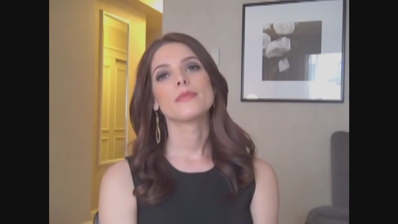 Ashley-Greene-dot-nl_Skatelandinterview-ComingSoonNet0013.jpg