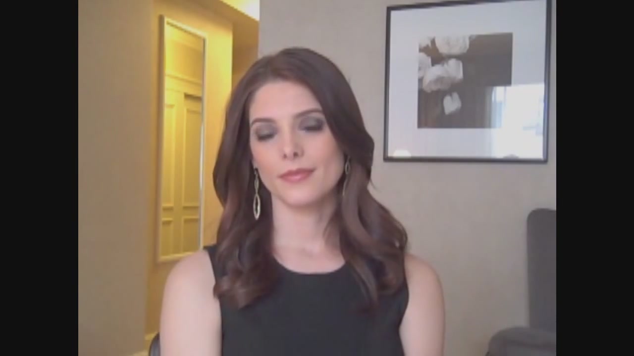 Ashley-Greene-dot-nl_Skatelandinterview-ComingSoonNet0017.jpg