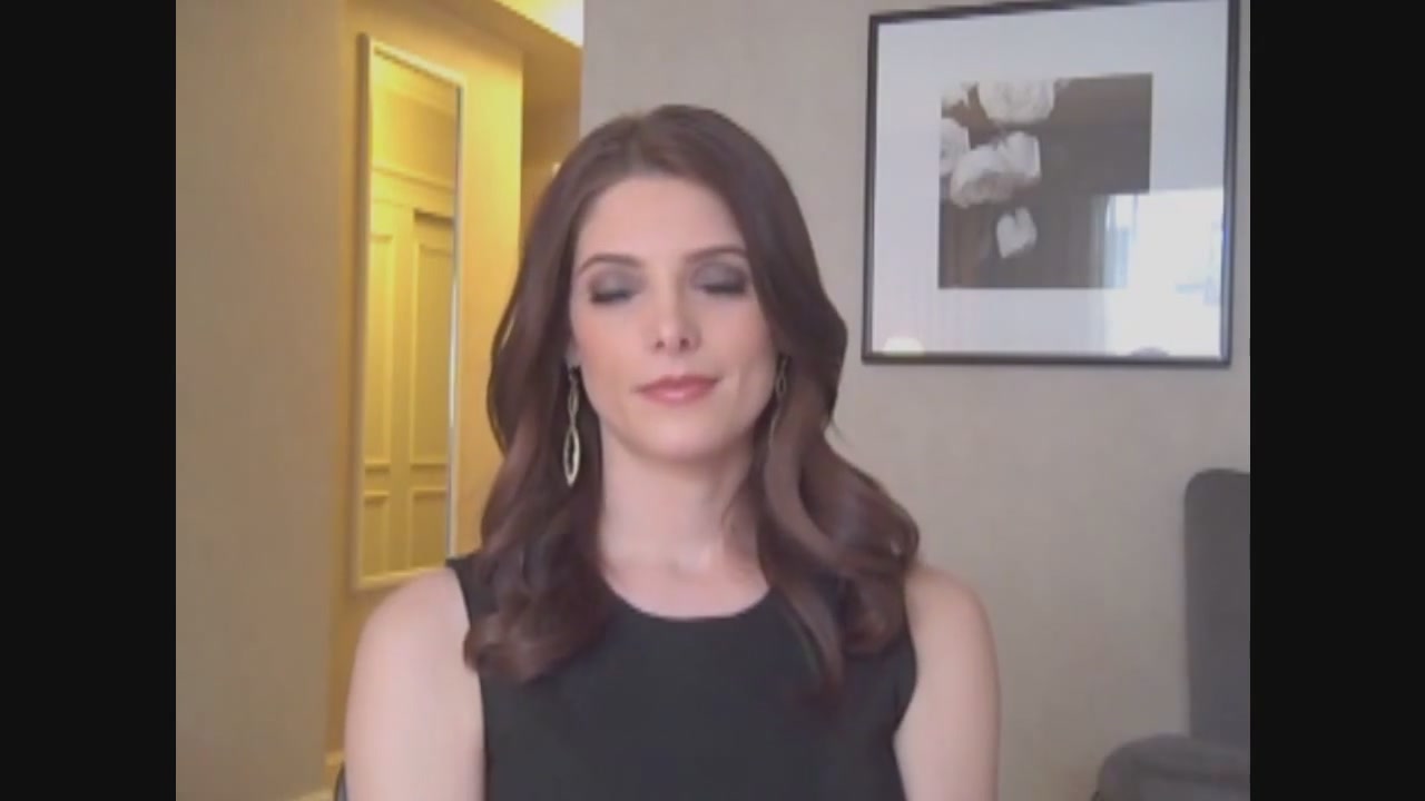 Ashley-Greene-dot-nl_Skatelandinterview-ComingSoonNet0020.jpg