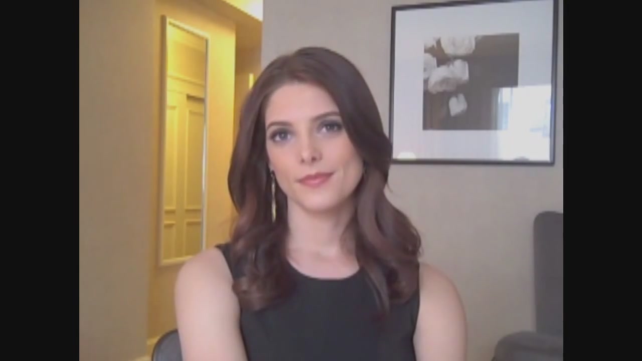 Ashley-Greene-dot-nl_Skatelandinterview-ComingSoonNet0023.jpg