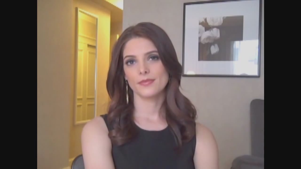 Ashley-Greene-dot-nl_Skatelandinterview-ComingSoonNet0025.jpg