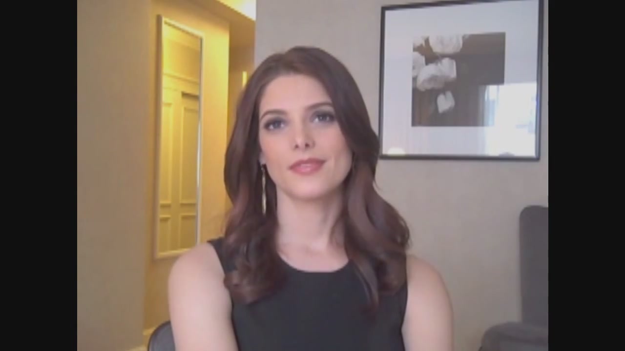 Ashley-Greene-dot-nl_Skatelandinterview-ComingSoonNet0027.jpg