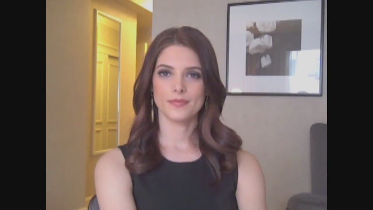 Ashley-Greene-dot-nl_Skatelandinterview-ComingSoonNet0032.jpg