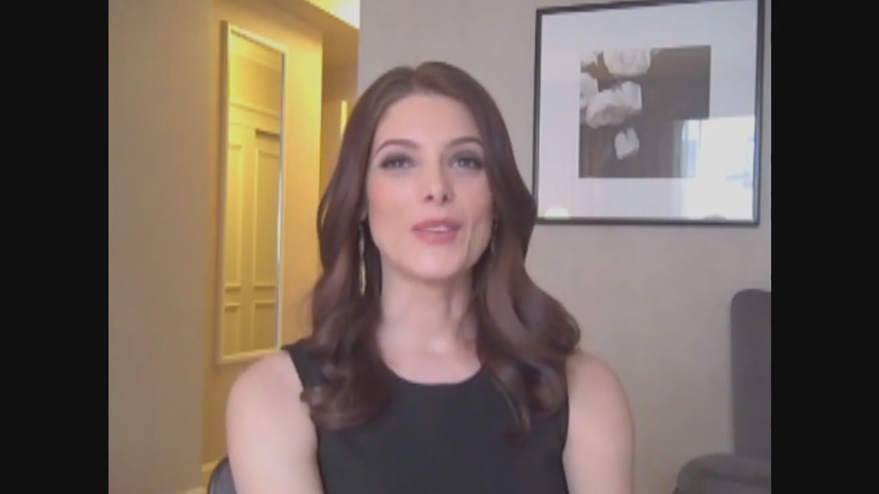 Ashley-Greene-dot-nl_Skatelandinterview-ComingSoonNet0040.jpg