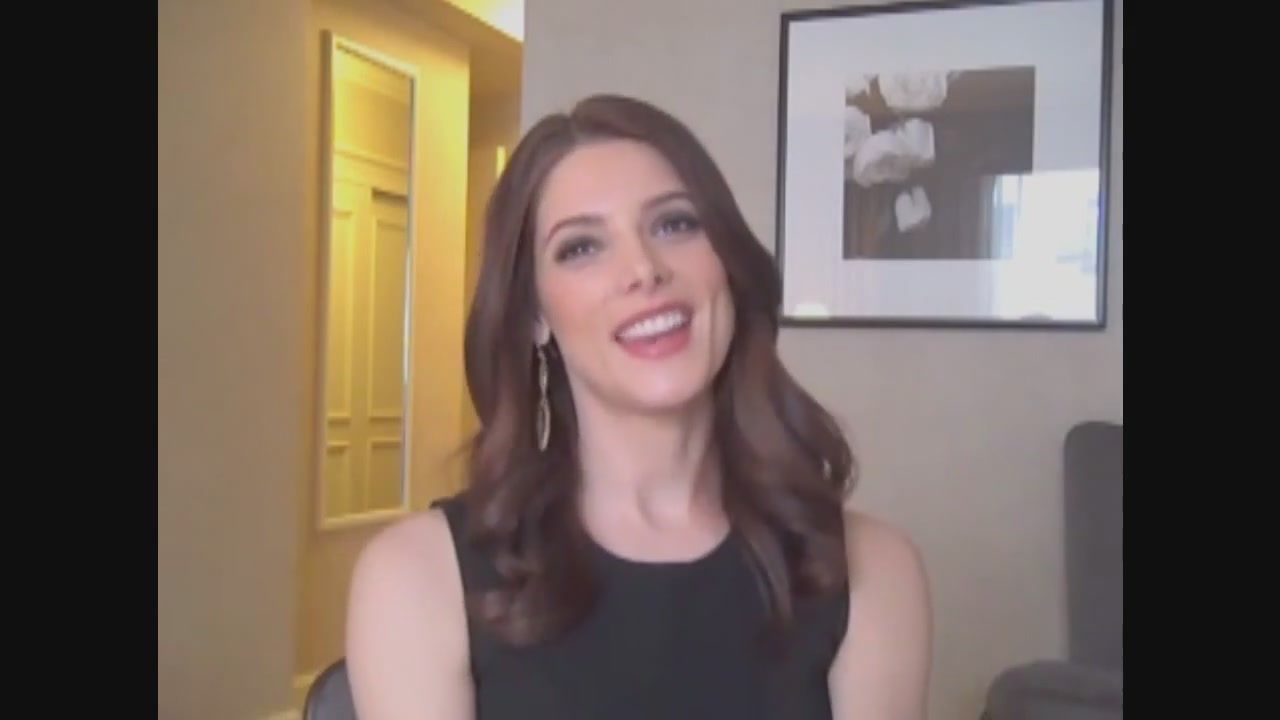 Ashley-Greene-dot-nl_Skatelandinterview-ComingSoonNet0041.jpg