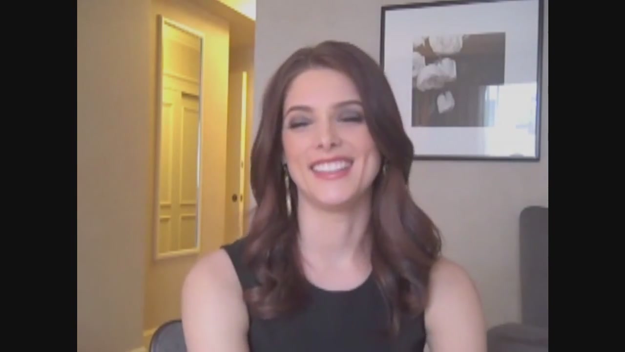 Ashley-Greene-dot-nl_Skatelandinterview-ComingSoonNet0043.jpg