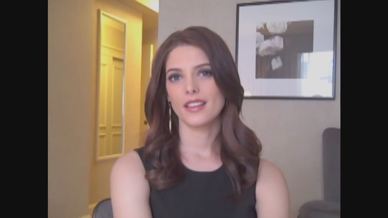 Ashley-Greene-dot-nl_Skatelandinterview-ComingSoonNet0050.jpg