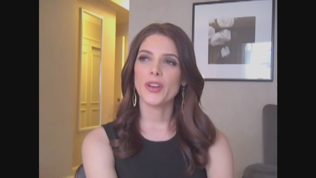 Ashley-Greene-dot-nl_Skatelandinterview-ComingSoonNet0055.jpg