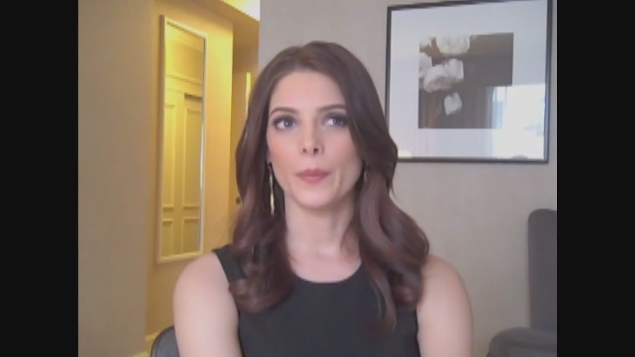 Ashley-Greene-dot-nl_Skatelandinterview-ComingSoonNet0061.jpg