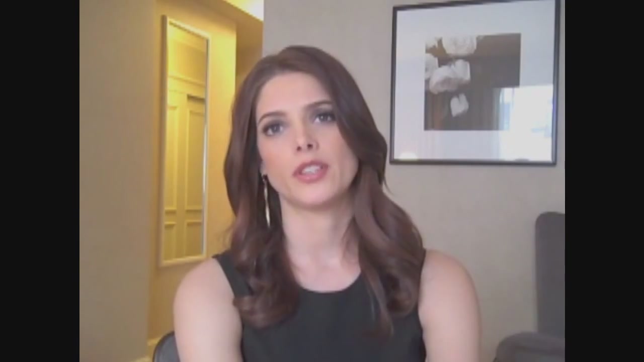 Ashley-Greene-dot-nl_Skatelandinterview-ComingSoonNet0066.jpg