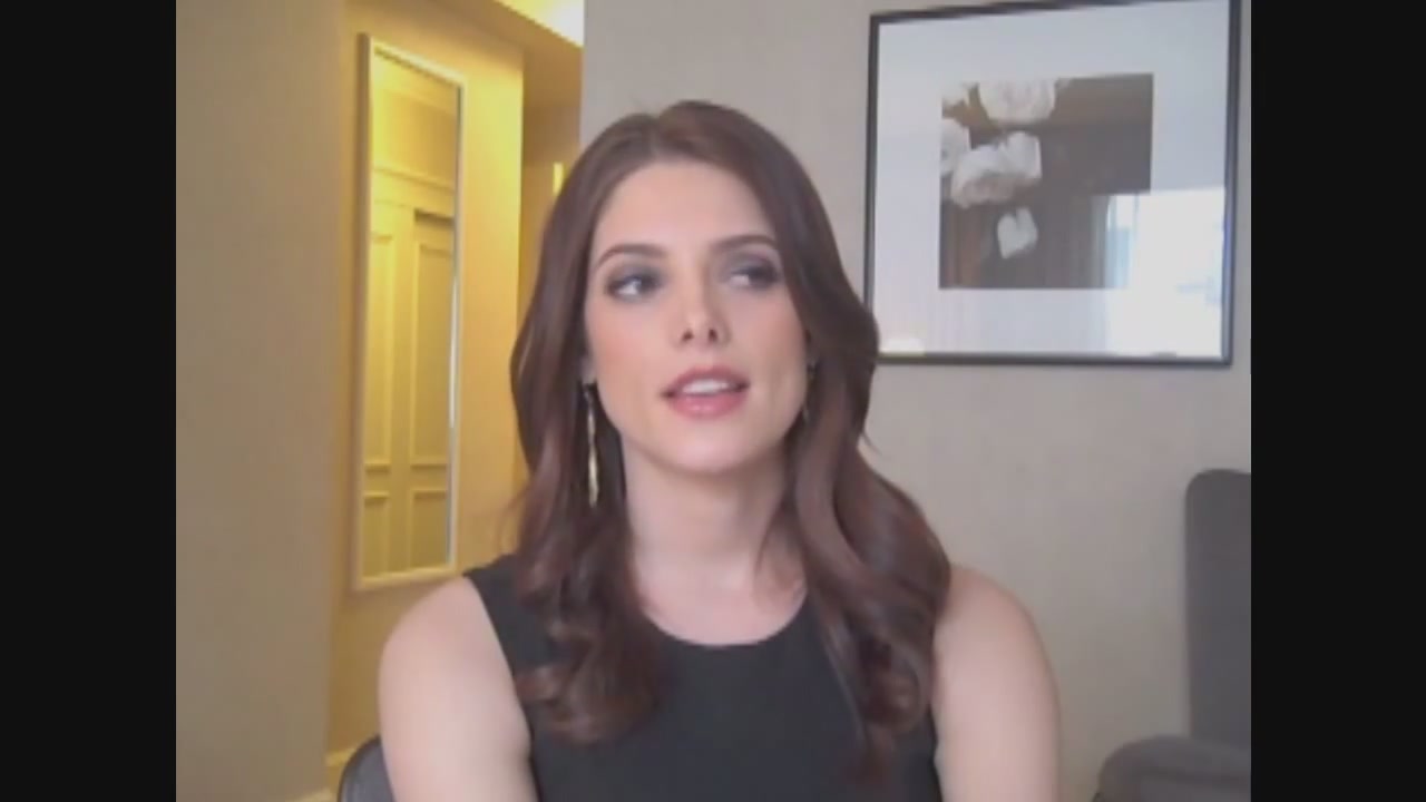 Ashley-Greene-dot-nl_Skatelandinterview-ComingSoonNet0082.jpg