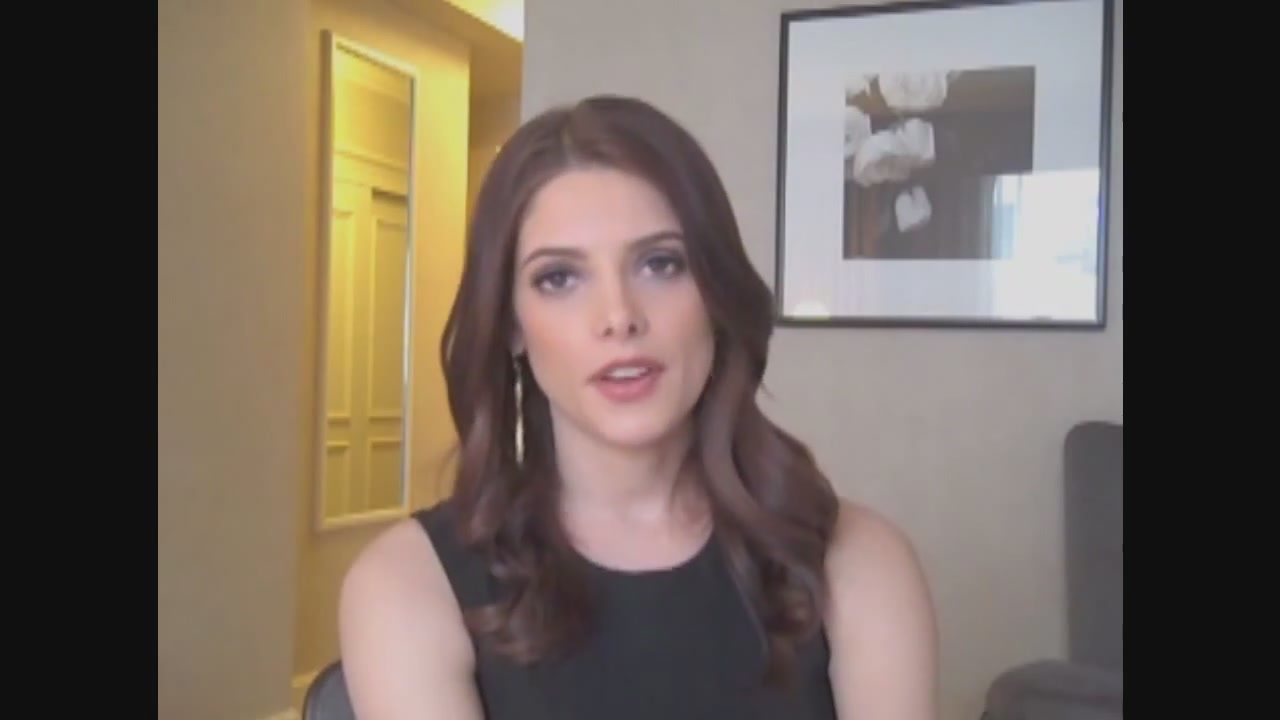 Ashley-Greene-dot-nl_Skatelandinterview-ComingSoonNet0083.jpg