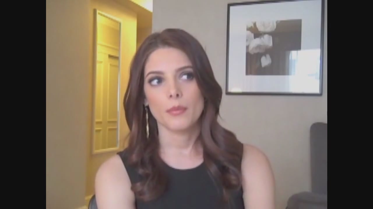 Ashley-Greene-dot-nl_Skatelandinterview-ComingSoonNet0099.jpg