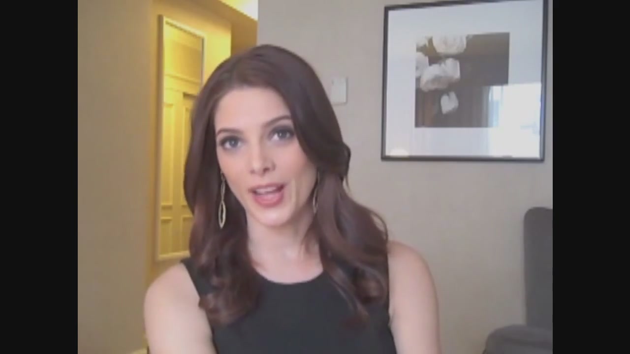 Ashley-Greene-dot-nl_Skatelandinterview-ComingSoonNet0118.jpg