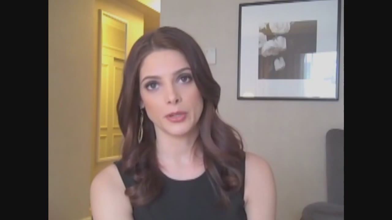Ashley-Greene-dot-nl_Skatelandinterview-ComingSoonNet0120.jpg