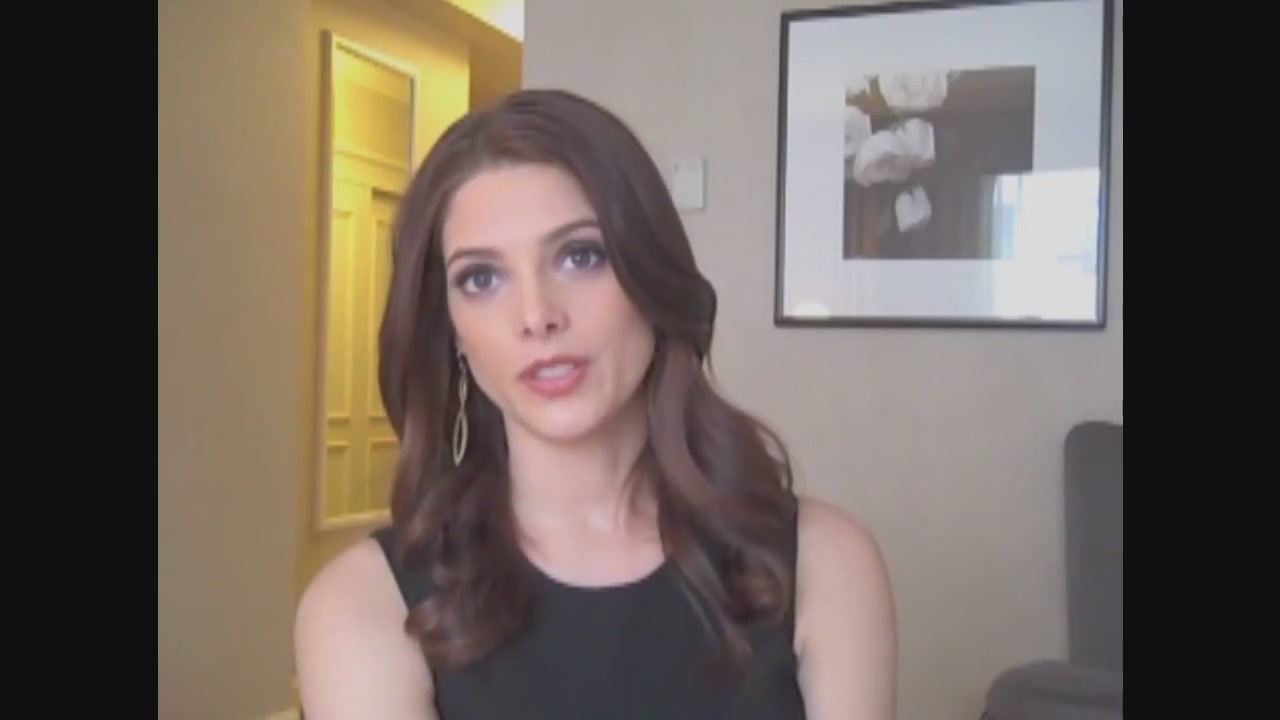 Ashley-Greene-dot-nl_Skatelandinterview-ComingSoonNet0123.jpg
