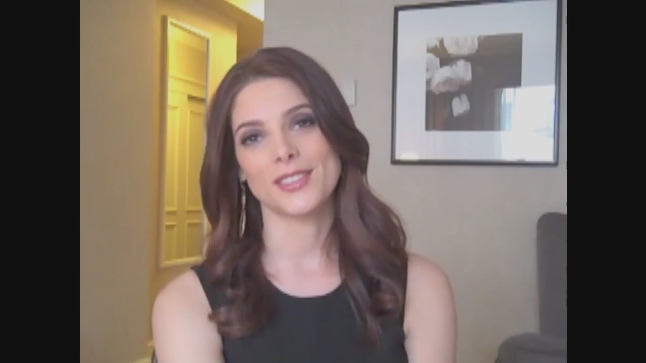Ashley-Greene-dot-nl_Skatelandinterview-ComingSoonNet0131.jpg