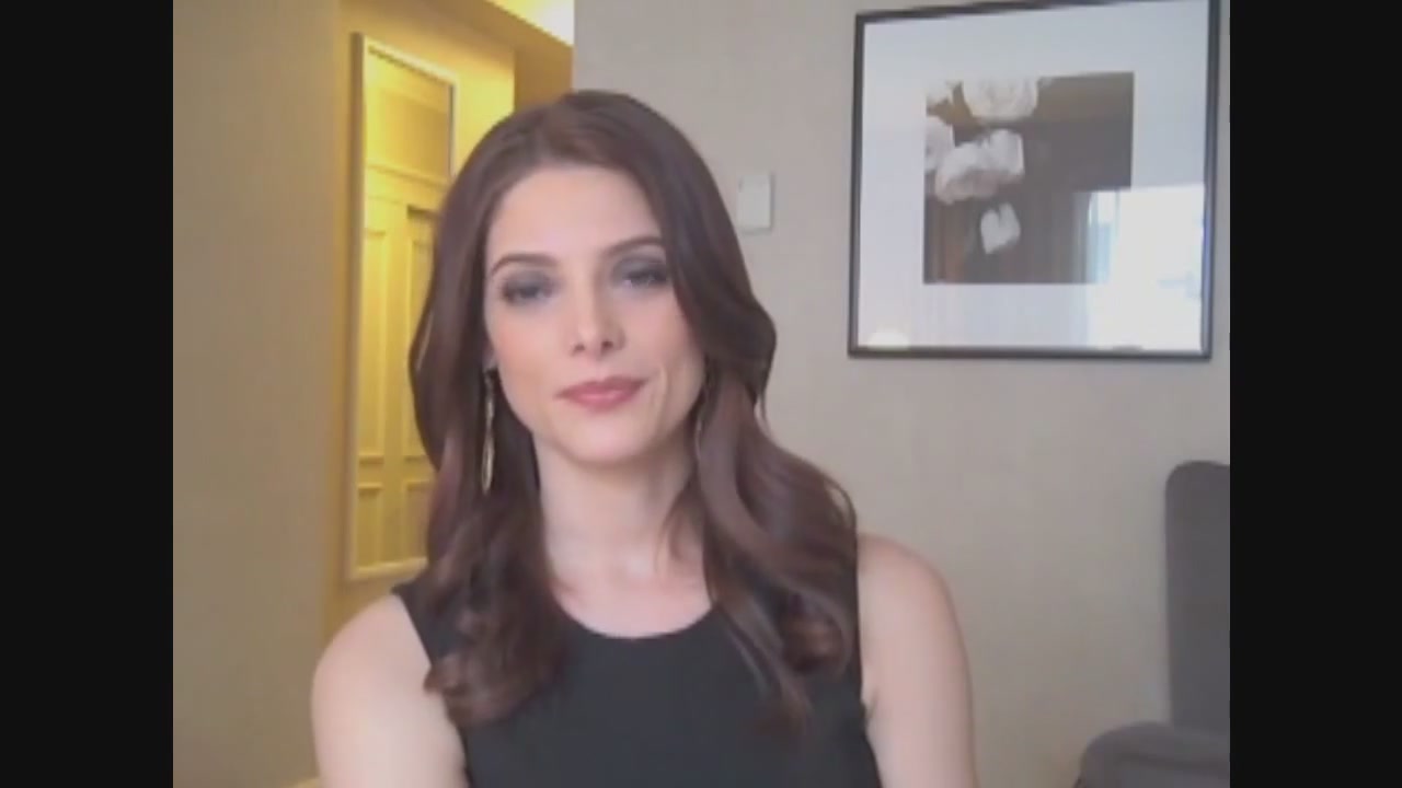 Ashley-Greene-dot-nl_Skatelandinterview-ComingSoonNet0134.jpg