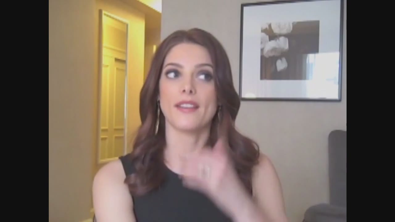 Ashley-Greene-dot-nl_Skatelandinterview-ComingSoonNet0138.jpg