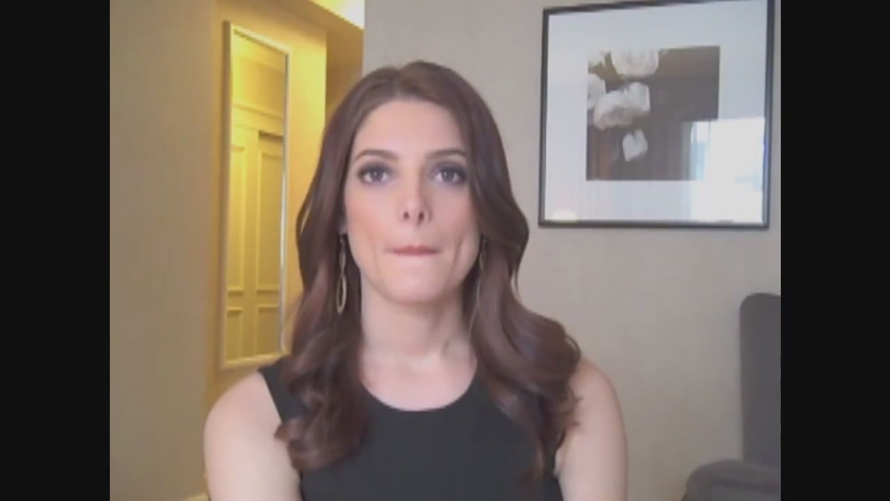 Ashley-Greene-dot-nl_Skatelandinterview-ComingSoonNet0150.jpg